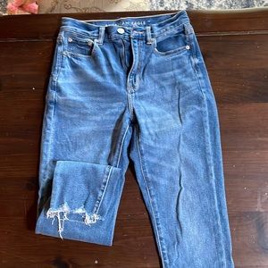 American Eagle mom jean style size 2
